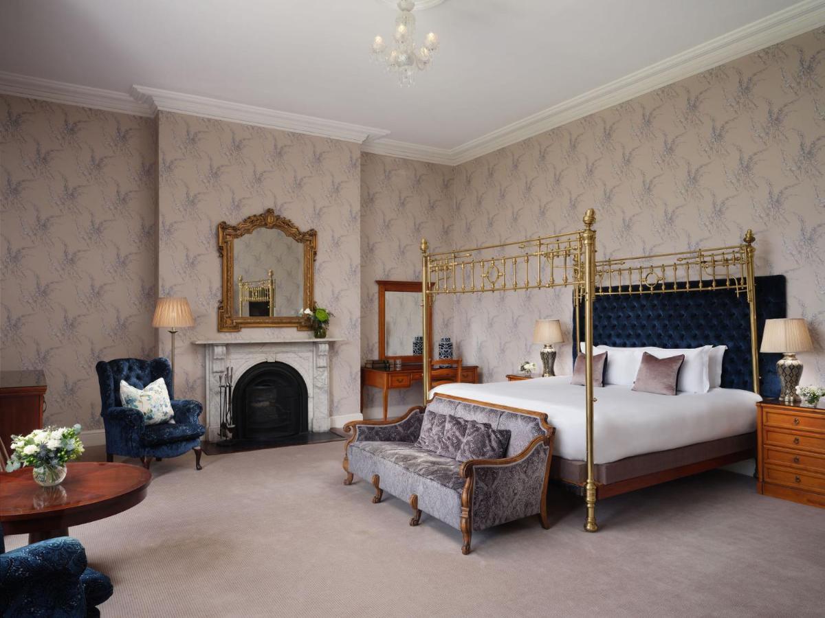 Lyrath Estate Hotel Kilkenny Exterior photo A bedroom at the hotel
