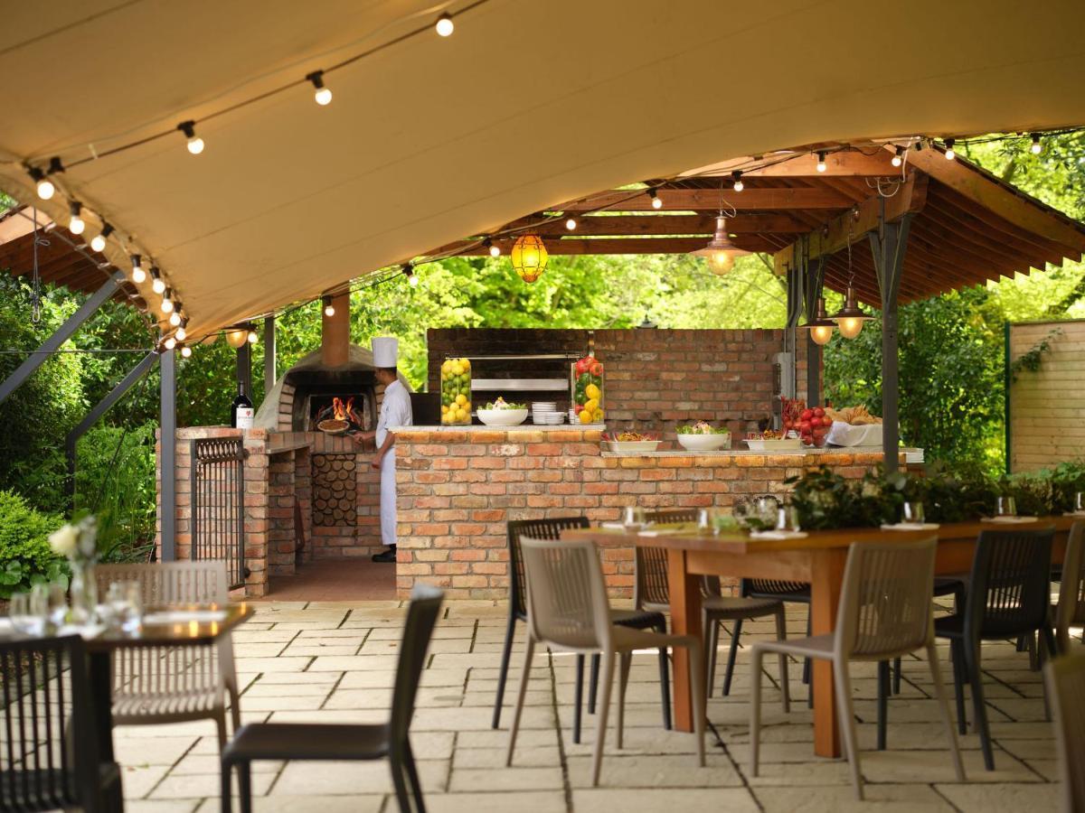 Lyrath Estate Hotel Kilkenny Exterior photo The outdoor kitchen at the restaurant