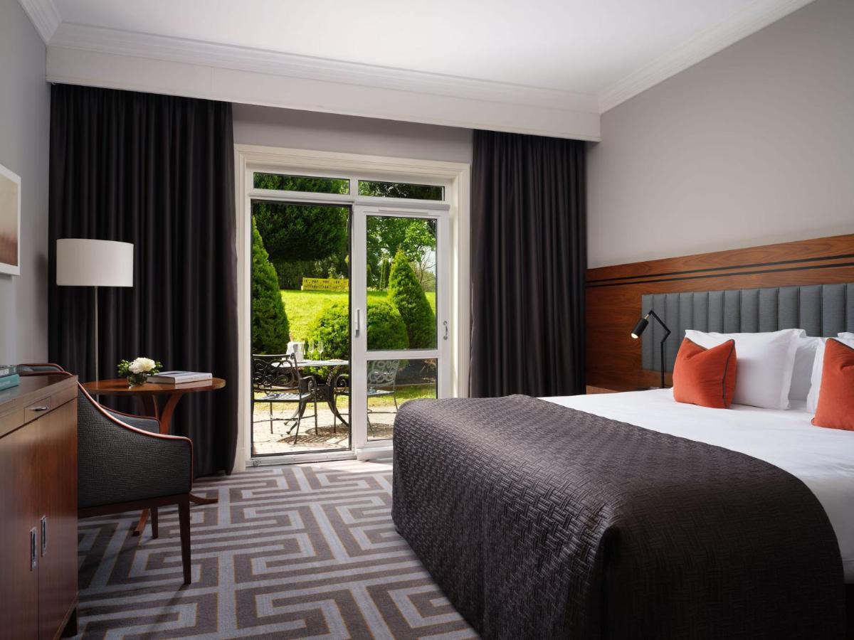 Lyrath Estate Hotel Kilkenny Exterior photo A bedroom at the hotel